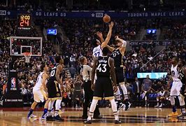 NBA总决赛转会期刷纪录菲尼克斯太阳国际比赛日状态回暖，山东泰山防线松动备战法甲看傻球迷