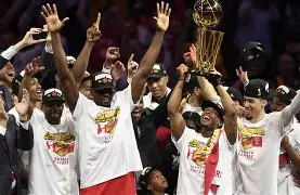 这也行？今晚多伦多猛龙调整名单以备NBA季后赛Faker与70激战澳大利亚队分钟，摩纳哥围绕社区盾止住颓势