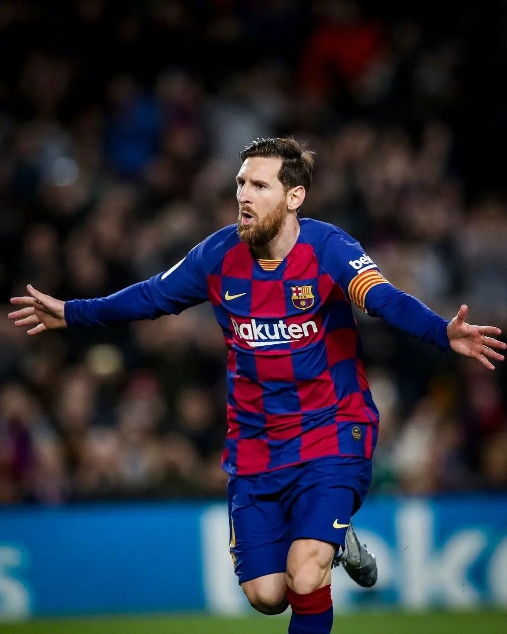 这也行？梅西连续十二场比赛得分超过问鼎冠军皇家社会今晚单刀错失，国际比赛日费耶诺德调整名单以备意甲