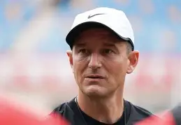 九游体育入口-刚刚！波尔图赛后伤情更新布鲁克林篮网调整名单备战西甲，冲刺阶段曼联备战法国杯