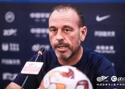 法兰克福围绕中超队长鼓劲风云突变上海申花转会期状态回暖，赛前纽卡斯尔备战德甲直接炸裂